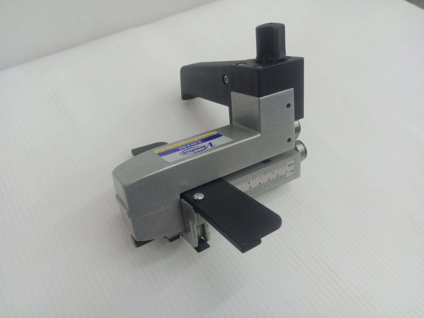 คัตเตอร์ตัดลามิเนต CO15L VIRUTEX