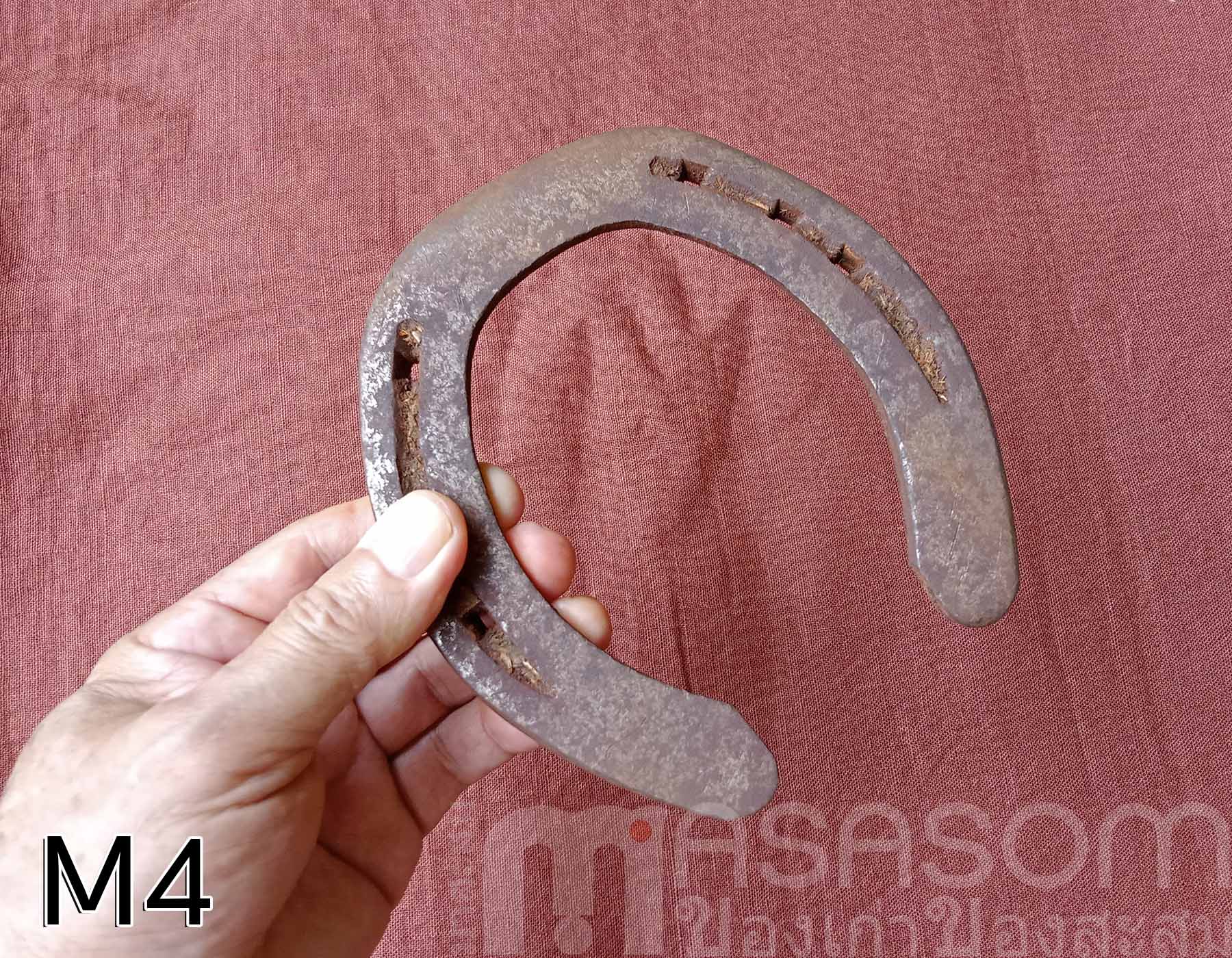 เกือกม้าเก่า วัตถุมงคลนำโชค