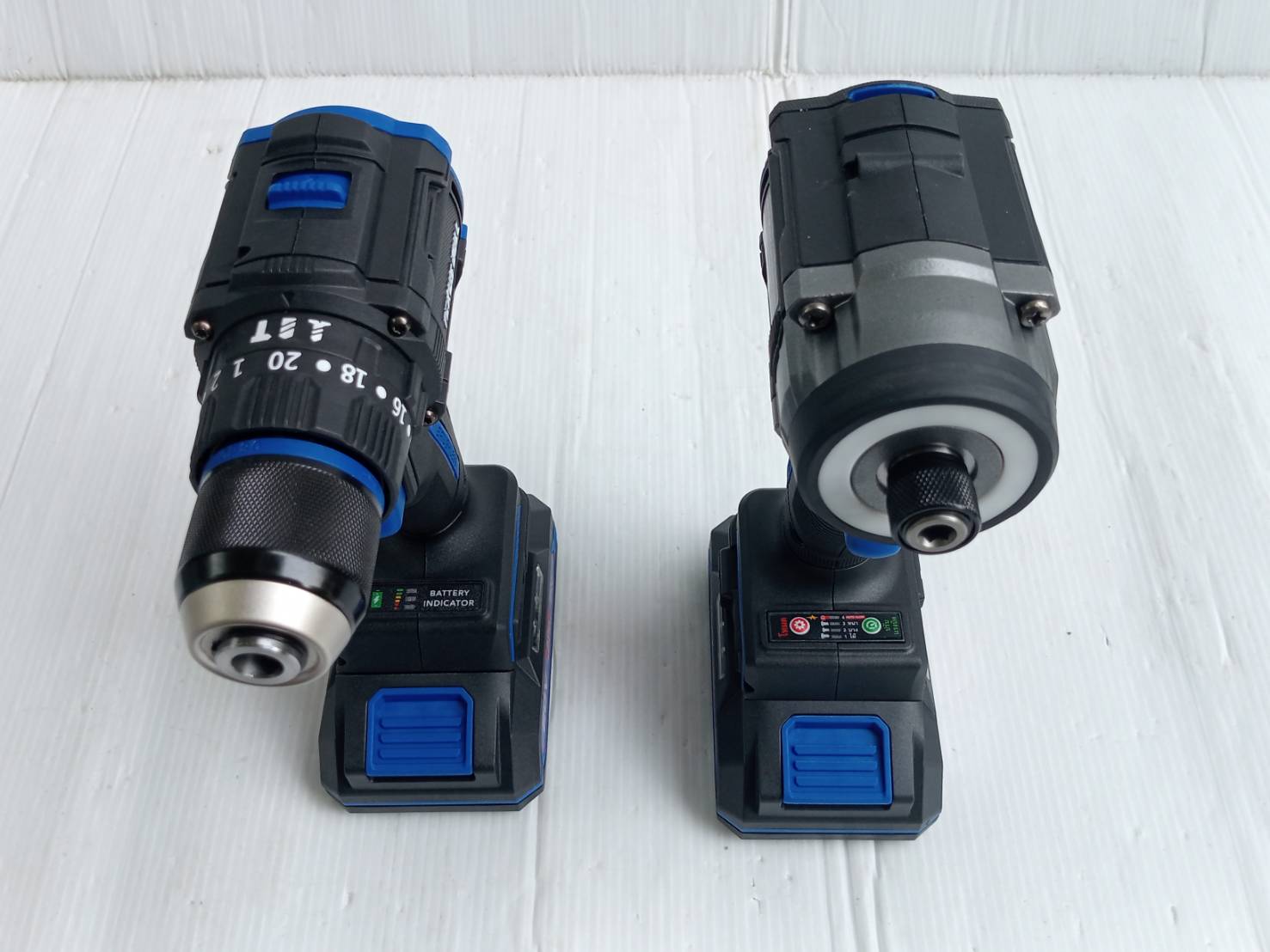 TEXUS BULL รุ่น TX-8240 ชุดสว่านกระแทกและไขควงกระแทกไร้สาย 20V. พร้อมแบตเตอรี่ x2.0Ah 2ก้อน