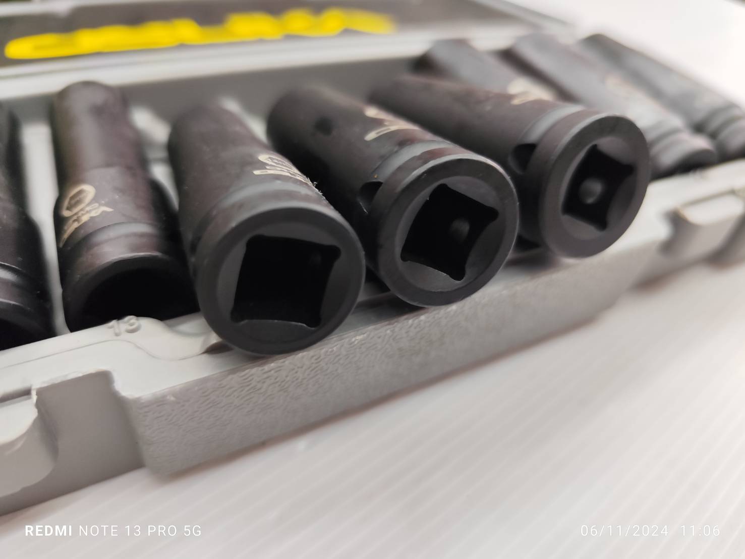 ชุดลูกบล็อกกระแทกยาว 1/2" 10ลูก/ชุด OSAF3211 OSUKA