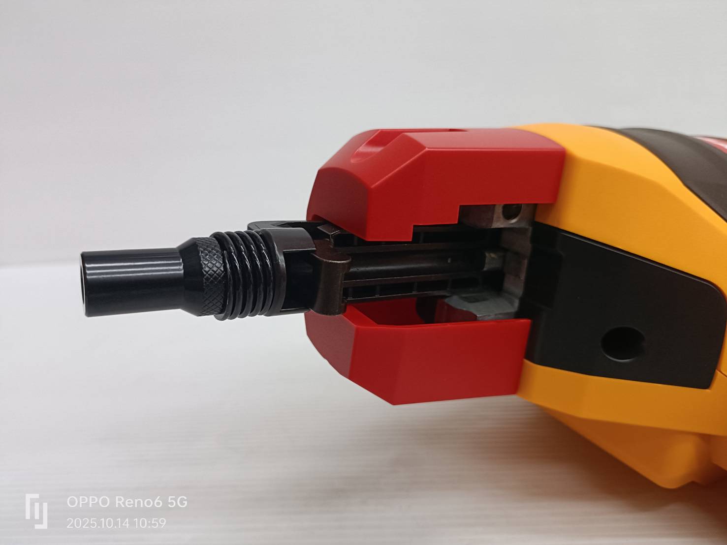 INGCO เครื่องยิงตะปูคอนกรีต40มม 42V CCNLI420602