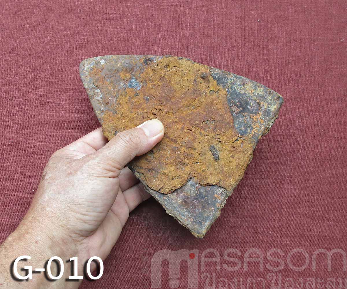 ผาลไถโบราณอายุนับร้อยปี