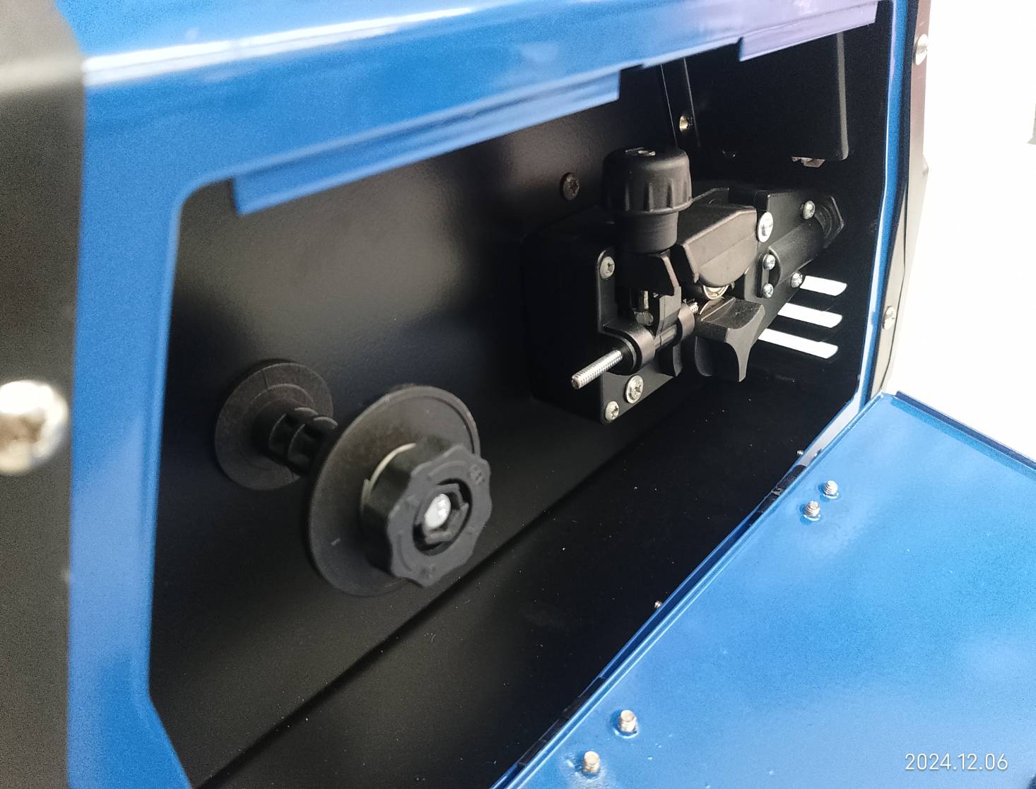 SUMO ตู้เชื่อม3ระบบ MIG/MMA/LIFT TIG รุ่น MIG140F1