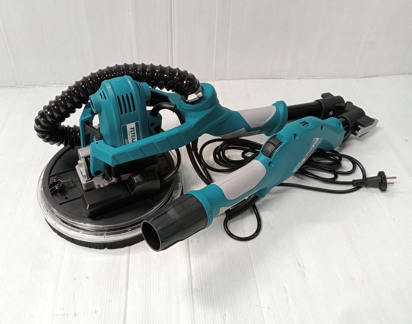 Total เครื่องขัดผนังปูนและฝ้า กำลัง 1050W รุ่น TWS10501