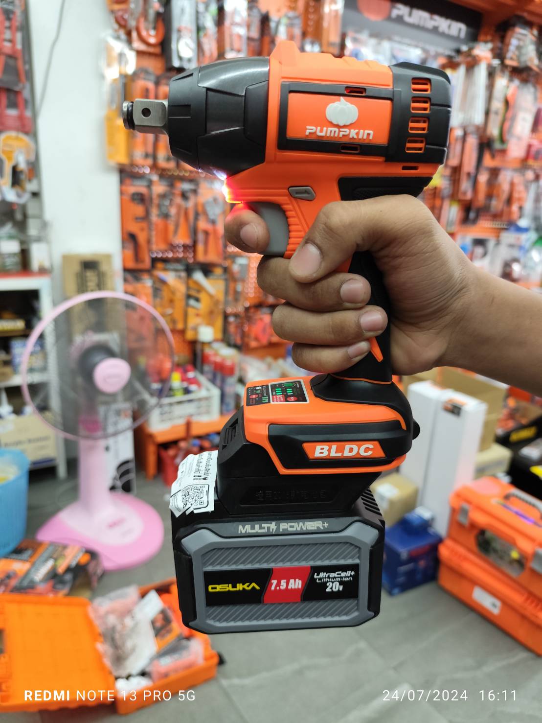 อแดปเตอร์แปลงแบต20V OSUKA มาใช้กับเครื่อง MAKITA หรือ PUMPKIN