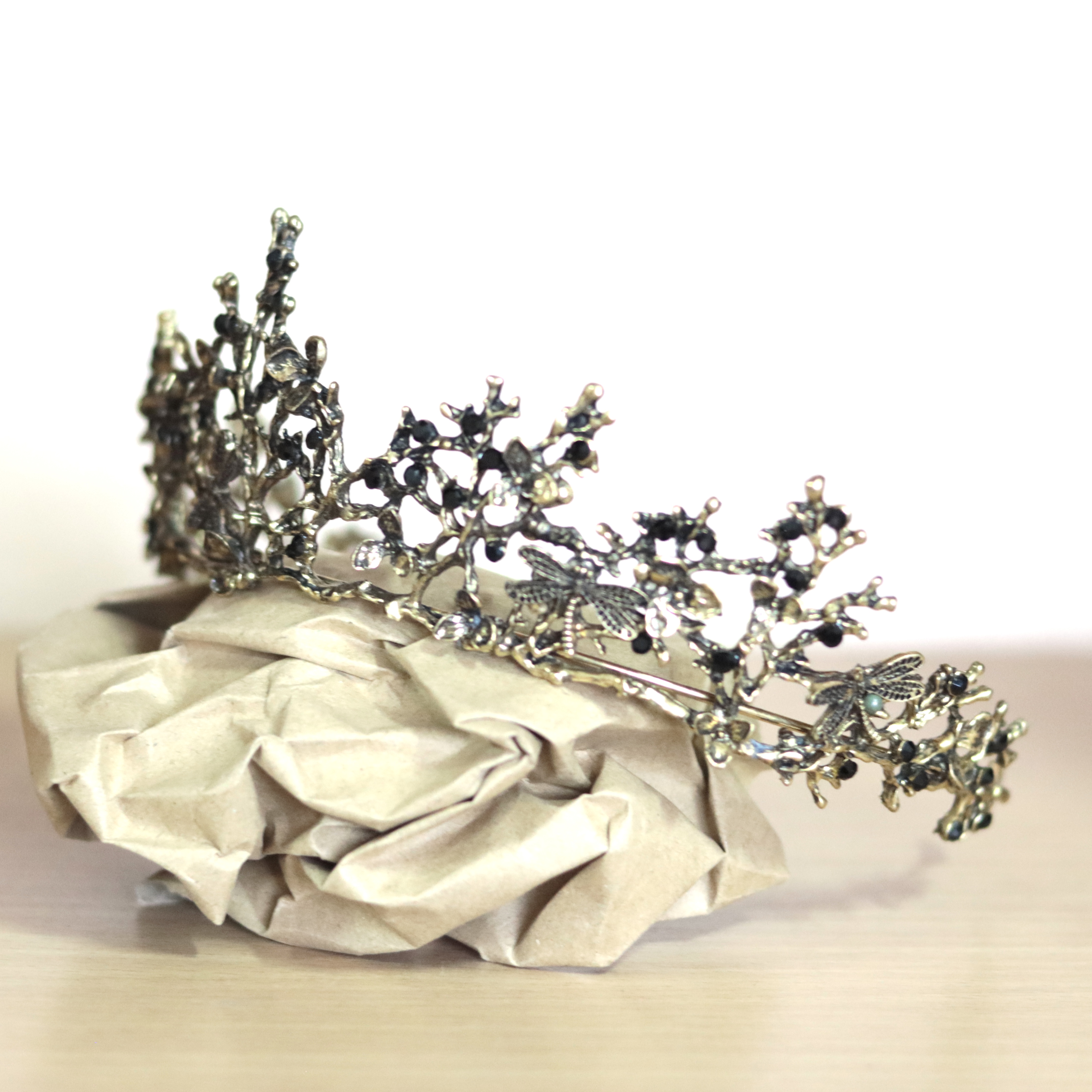 (พร้อมส่ง) มงกุฎสีดำ 307งานสวย ปราณีต QCเพชรทุกเม็ด สินค้าพร้อมส่งจากไทย