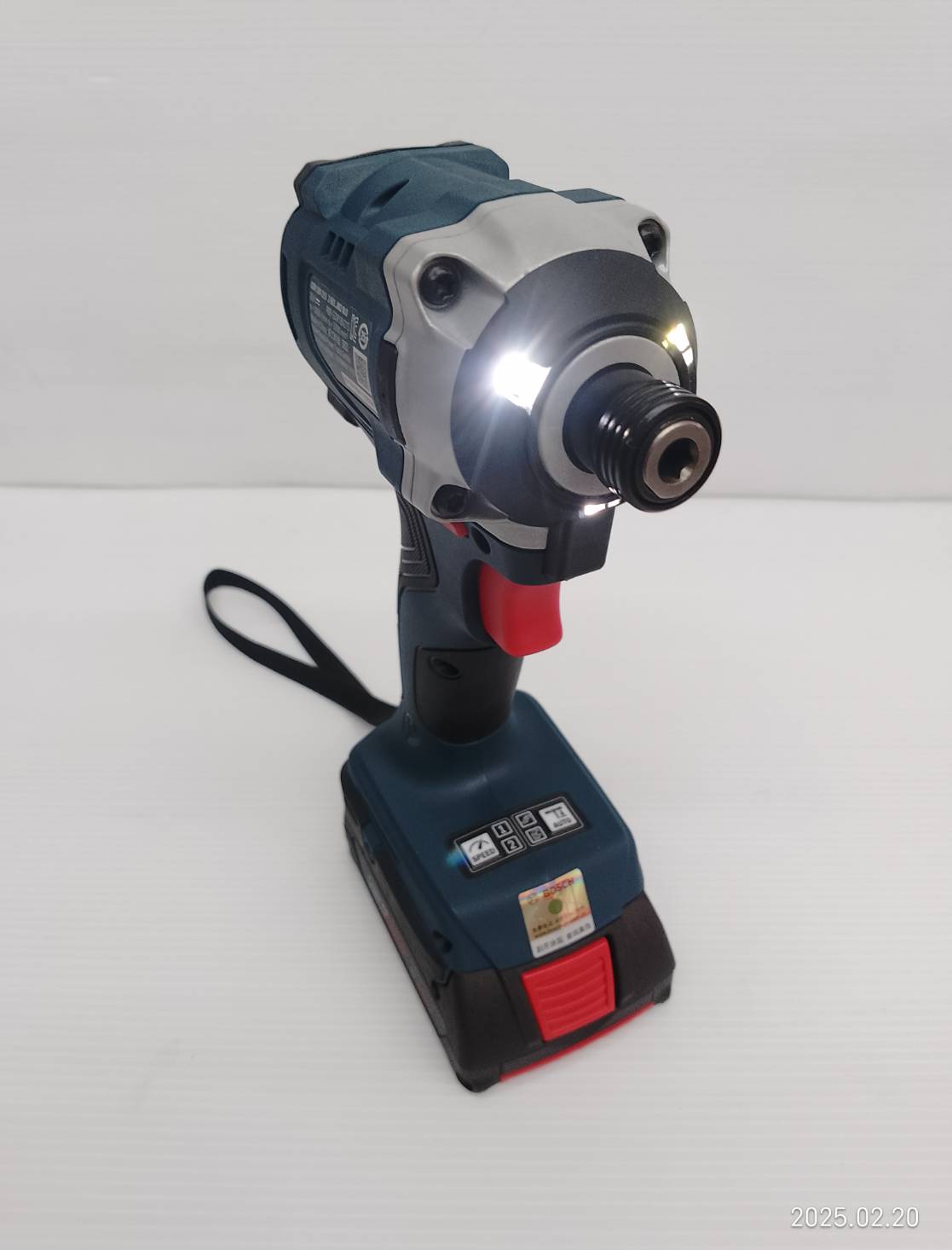 คอมโบ้สว่าน+ไขควง GSB185-LI+GDR18V-215 BOSCH