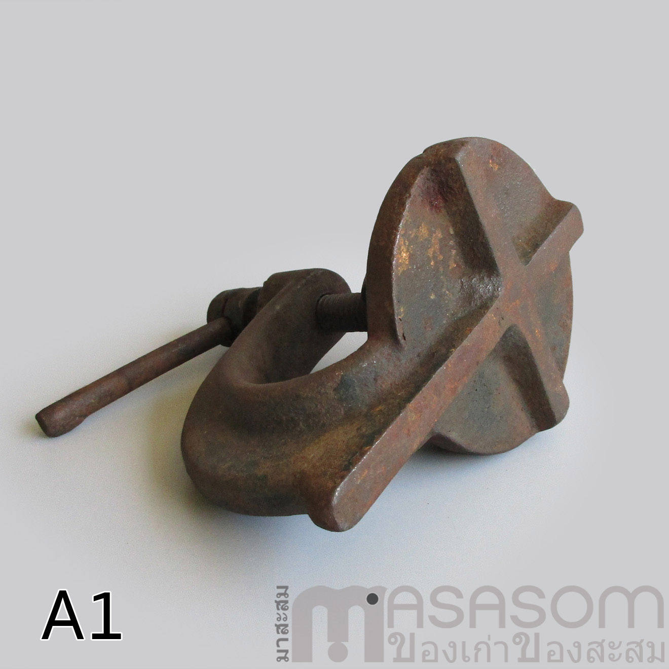 เหล็กปะยาง(ตัวหนีบขาไก่)