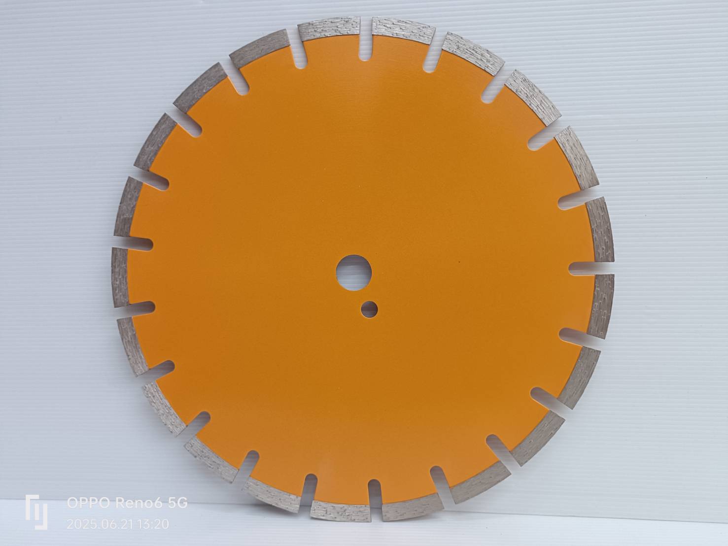 INGCO ใบเพชรตัดคอนกรีต14"x3mm. DMD033551 ใช้กับ PC3558