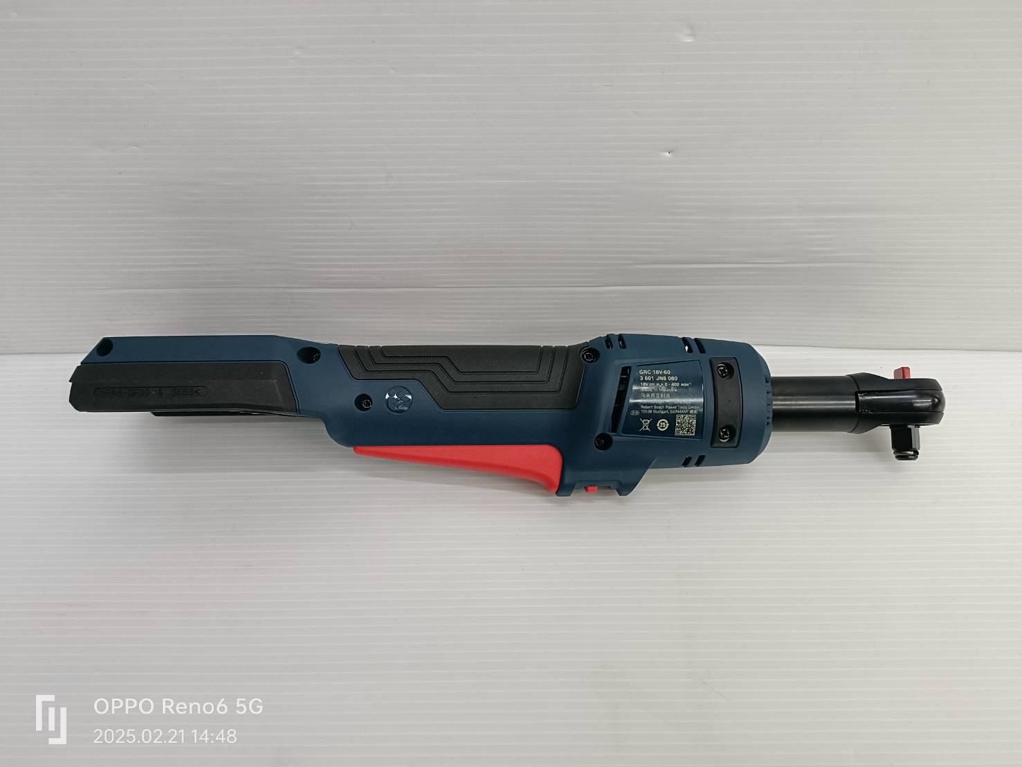 ประแจด้ามฟรี3/8" 18V GRC18V-60 BOSCH 06019N8080