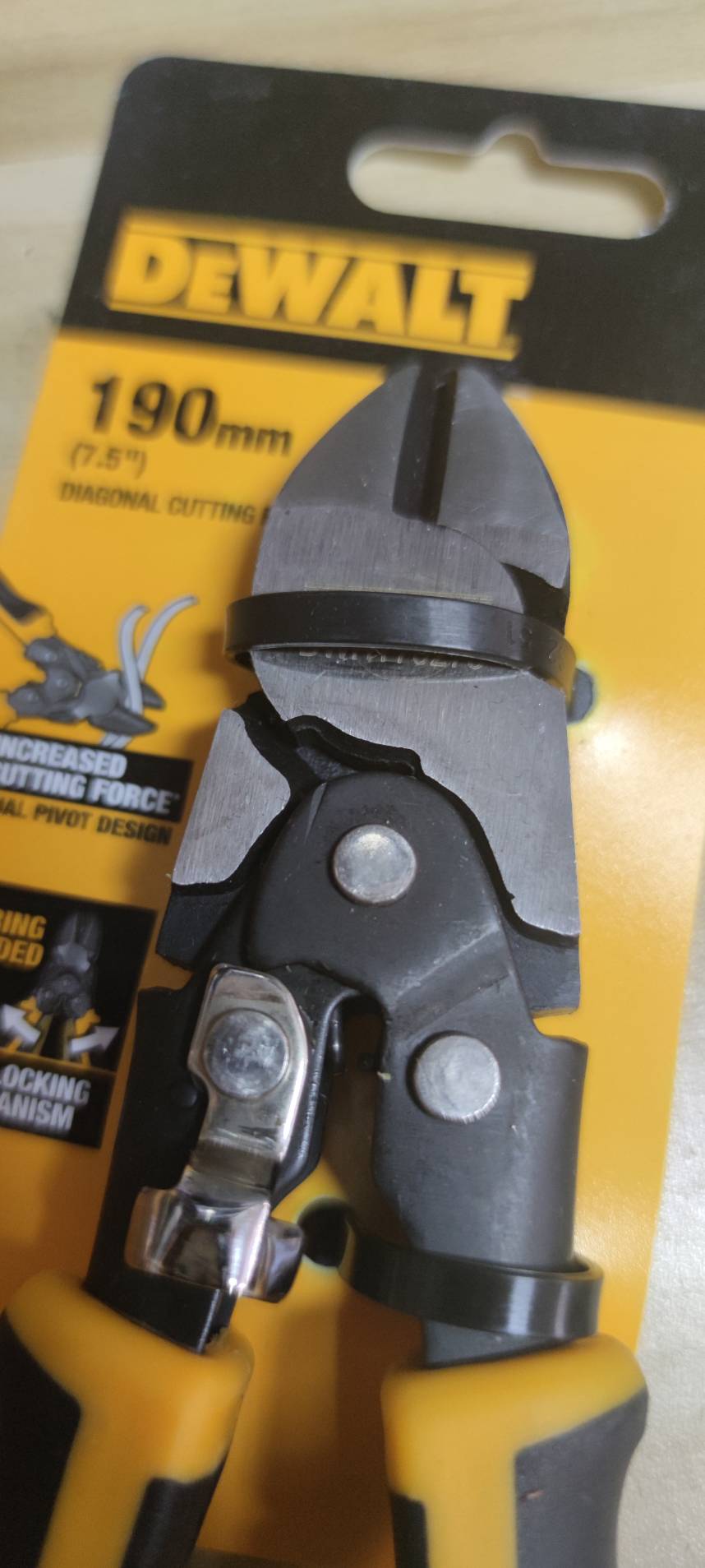 คีมปากเฉียง7.5" DWHT0-70275 DEWALT