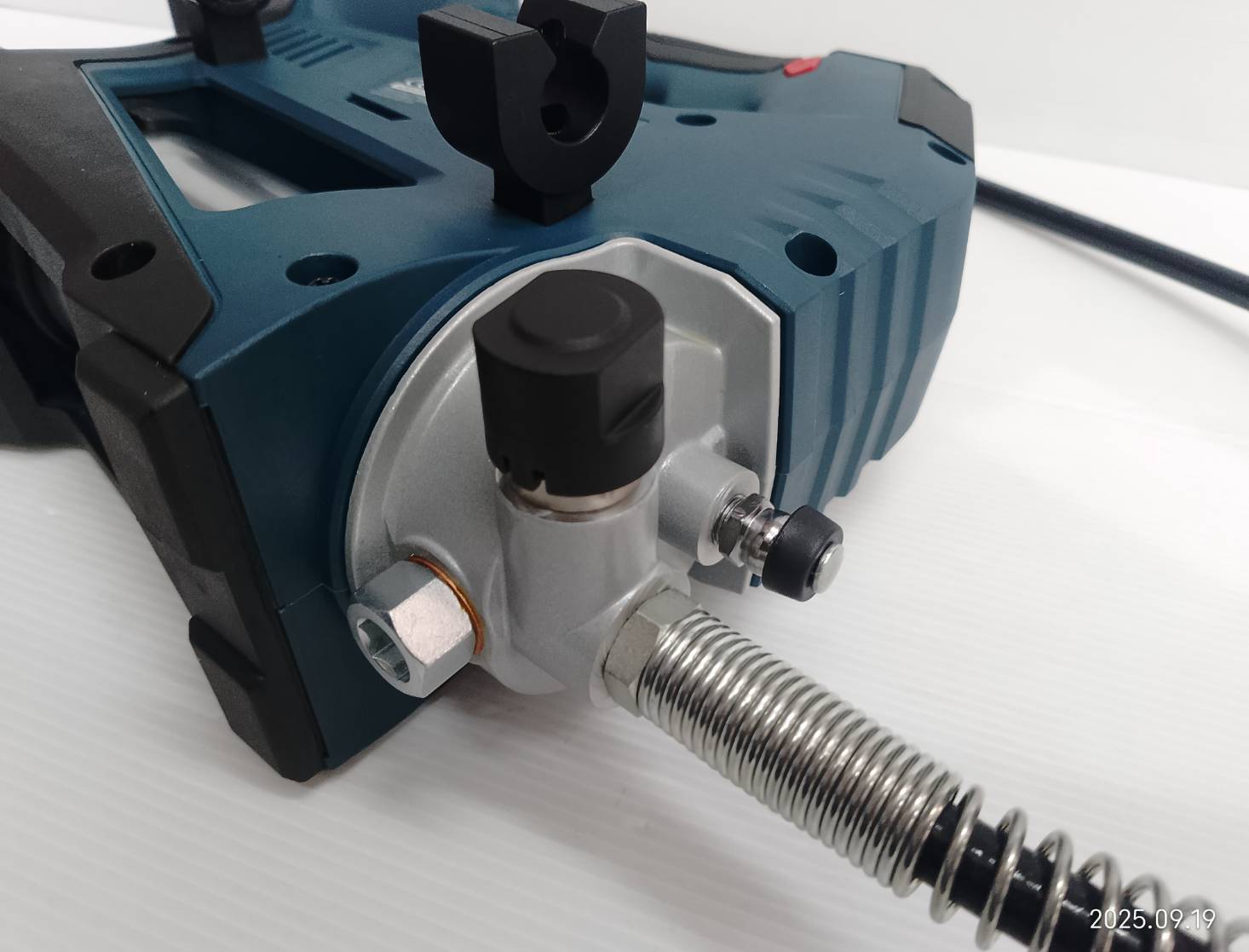 เครื่องอัดจาระบี18V GFP18V-10 BOSCH