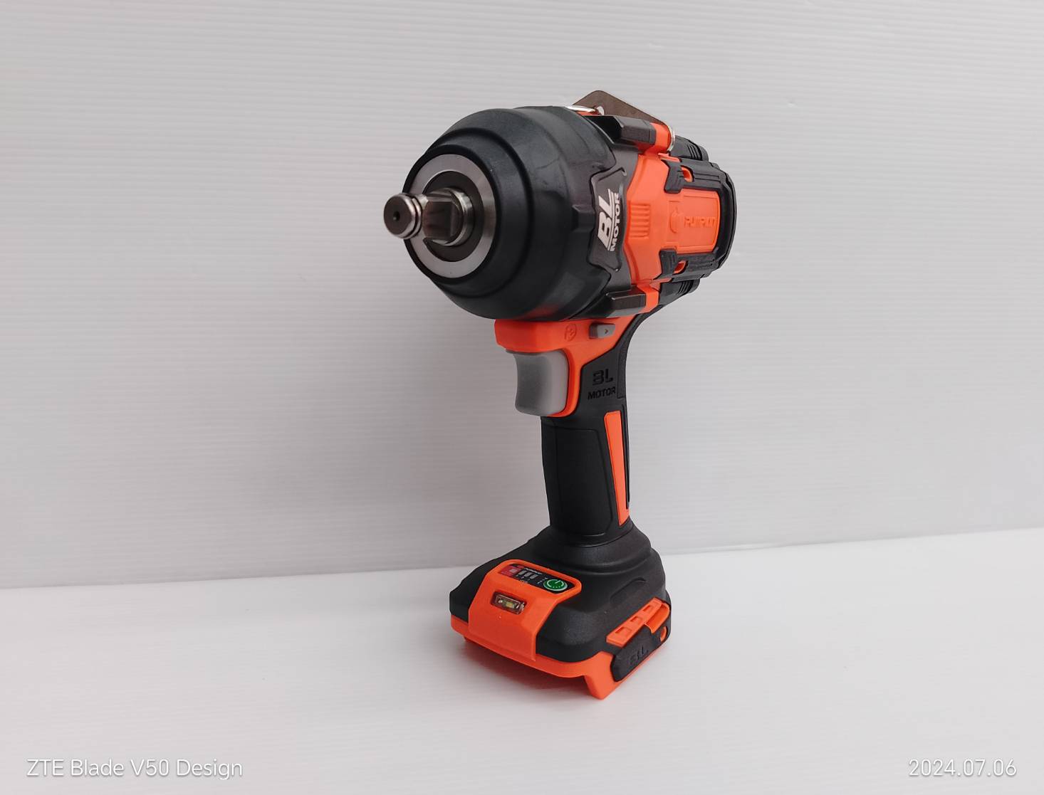 บล็อกแบต800Nm. 1/2 Compact 20V INF-12IWCB8 (ตัวเปล่า) PUMPKIN 50294