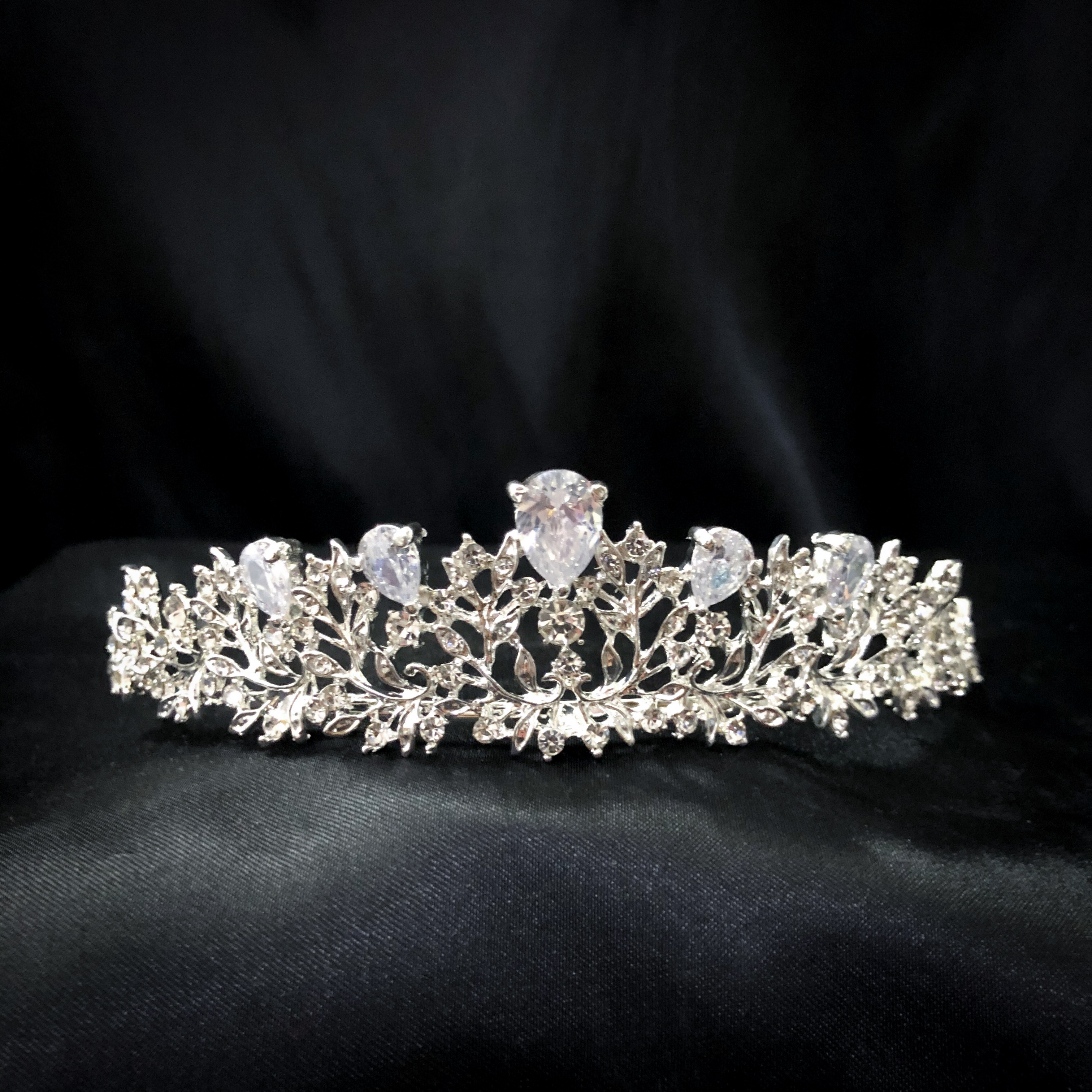 (พร้อมส่ง) เทียร่า 201 มงกุฎเจ้าสาว มงกุฎเจ้าหญิง งานสวย ปราณีต QCเพชรทุกเม็ด สินค้าพร้อมส่งจากไทย