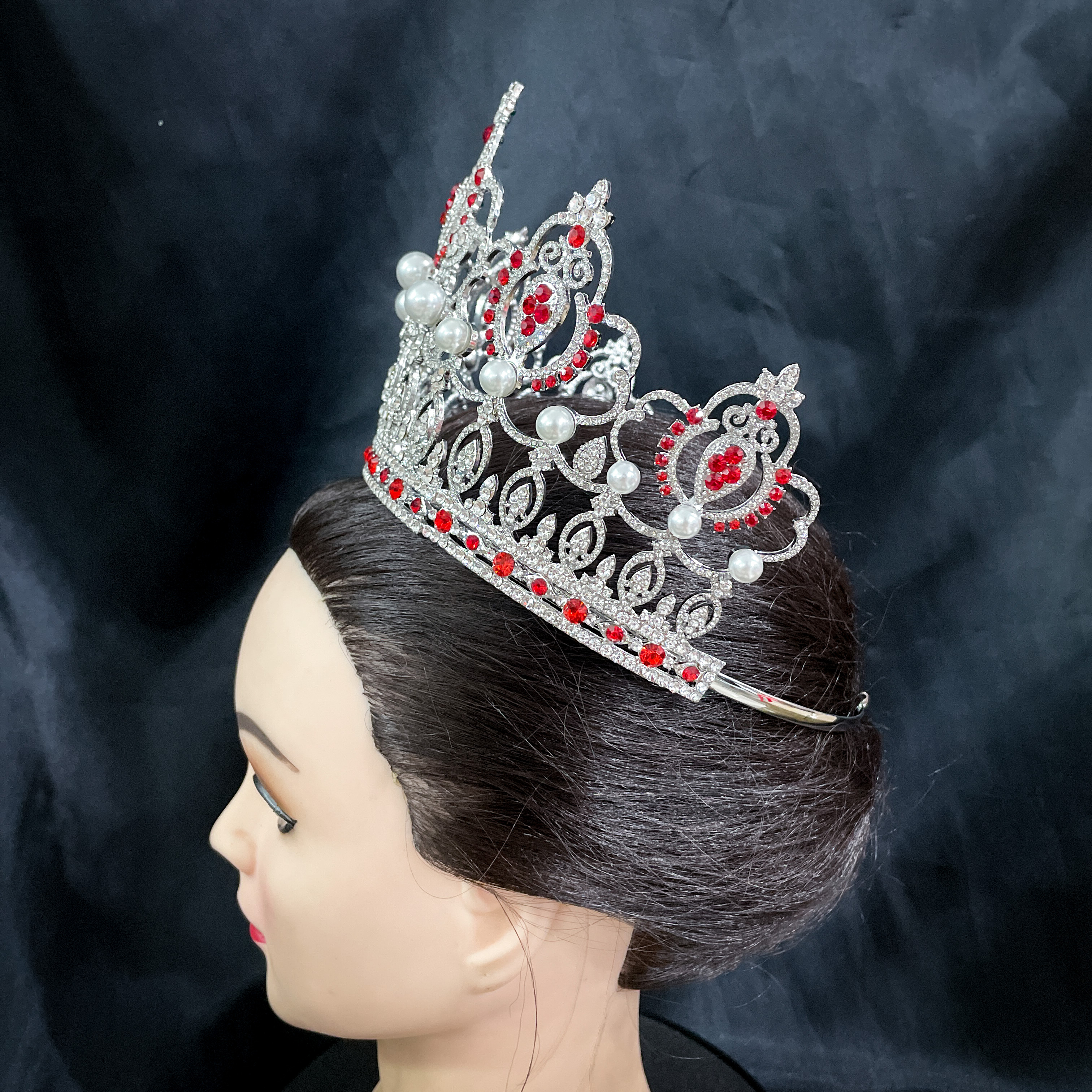 (พร้อมส่ง) มงกุฏ 092 สีแดง มงกุฎนางงาม มงกุฎเพชร มงกุฎประกวด สินค้าพร้อมส่ง ไม่ต้องรอนาน งานพรีเมี่ยม