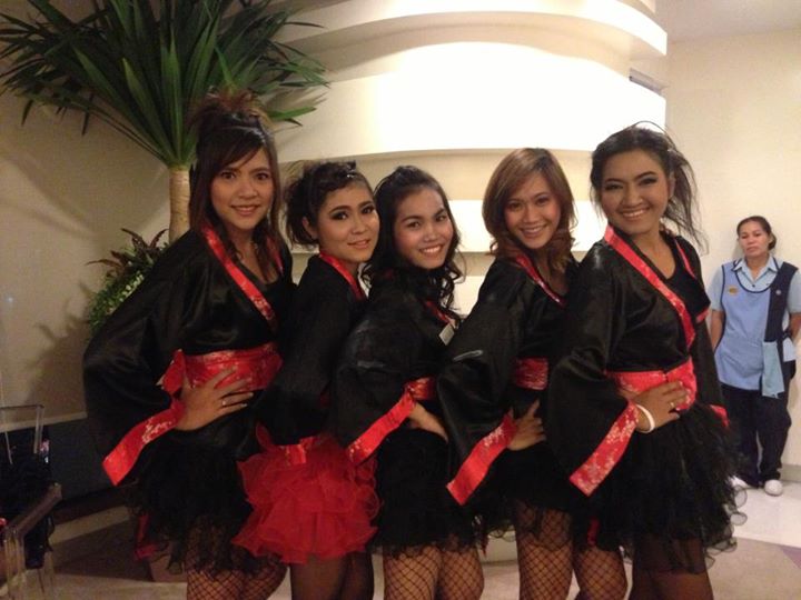 ชุดกิโมโนสั้น