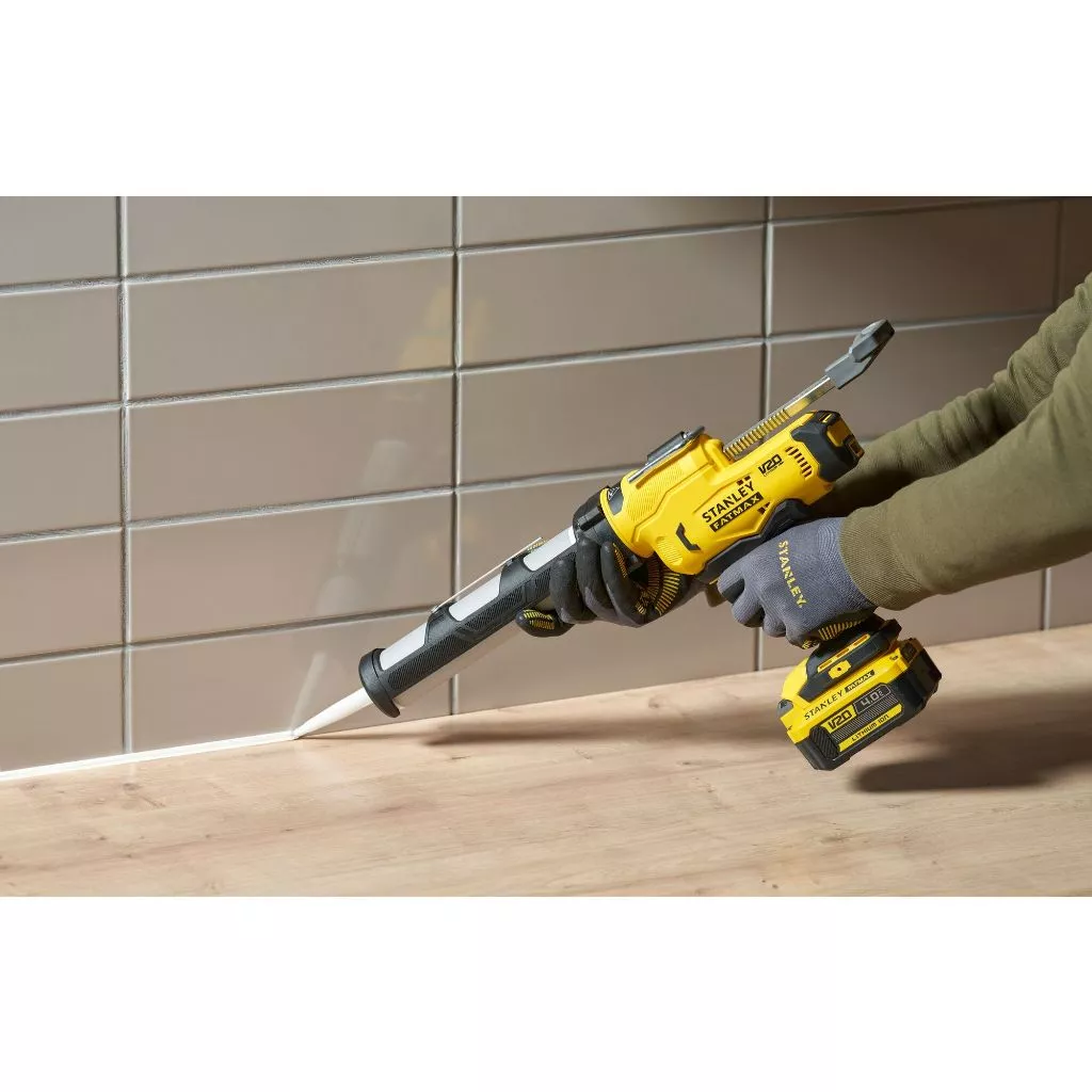 STANLEY รุ่น SCE600B-B3 ปืนยิงซิลิโคน 20V Max
