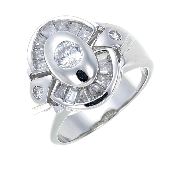 แหวนพลอยผู้ชาย ประดับเพชรCZ แหวนทรงไข่ ฝังเพชรเม็ดกลม ล้อมรอบเพชรแทปเปอร์ เพิ่มลูกเล่นช่วงบ่าฝังเพชรข้างละเม็ด ดีไซน์ทันสมัยเสริมให้คุณภูมิฐานขึ้นมาอีกระดับด้วย ใส่ได้ทุกวัน