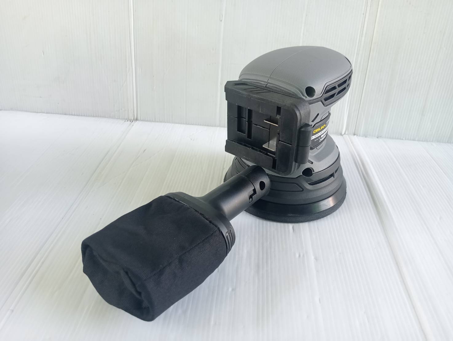 เครื่องขัดกระดาษทรายไร้สาย OCWS877-N (เฉพาะตัวเครื่อง) OSUKA