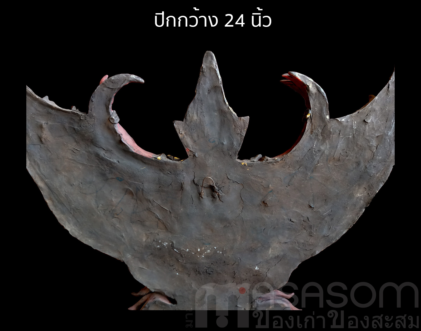 พญาครุฑกางปีกแขวนผนัง