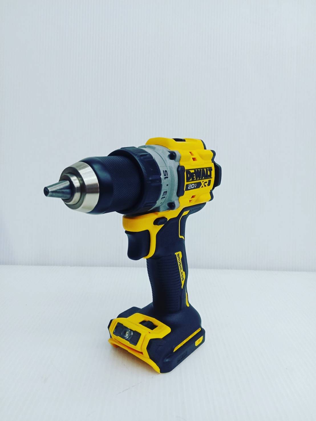 คอมโบ้ชุดสว่านไร้สาย20V (DCD800+DCH172) DCK2215P2T DEWALT