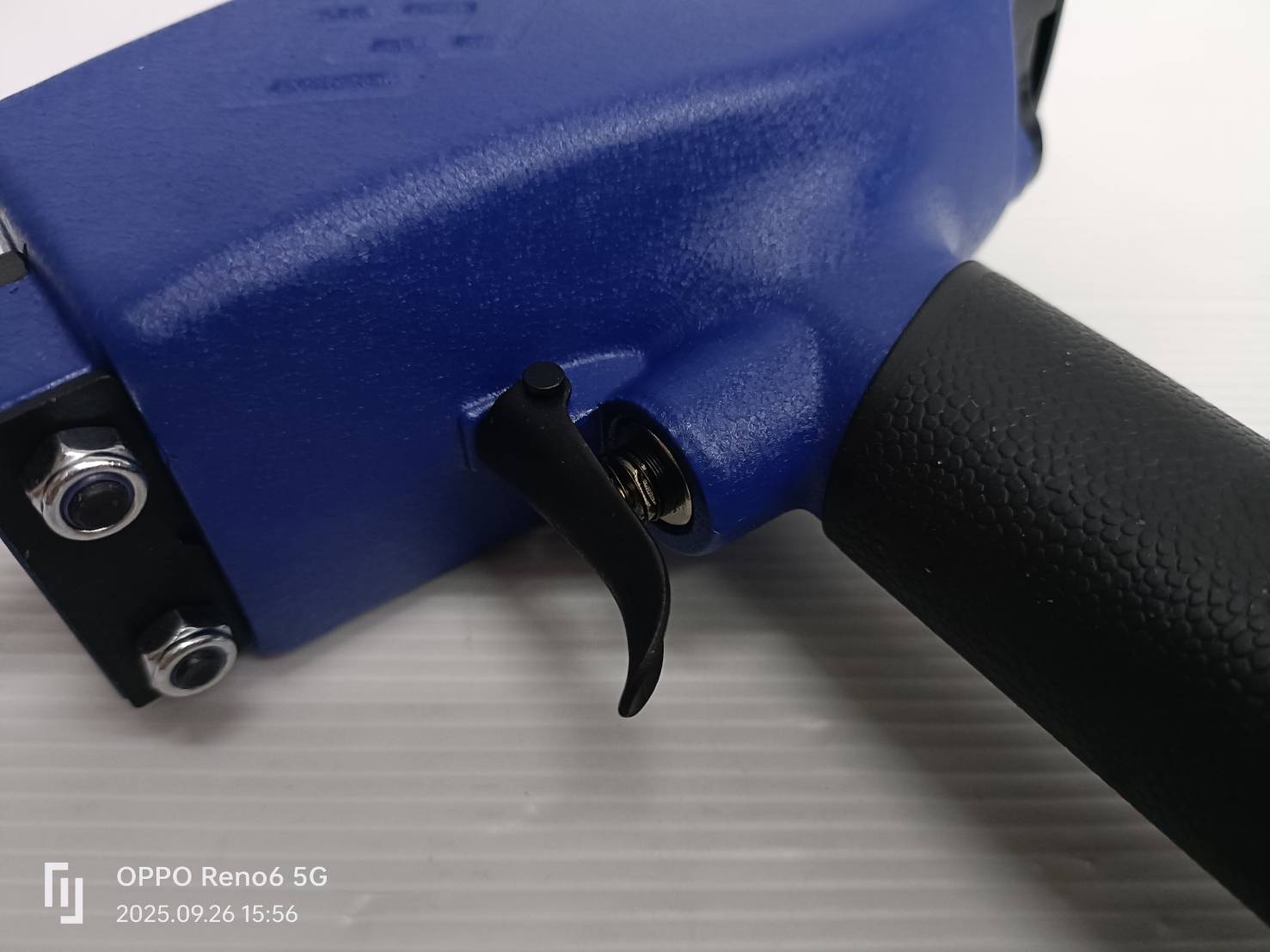 ปืนถอนตะปูใช้ลม C-OK-NP50 OKURA