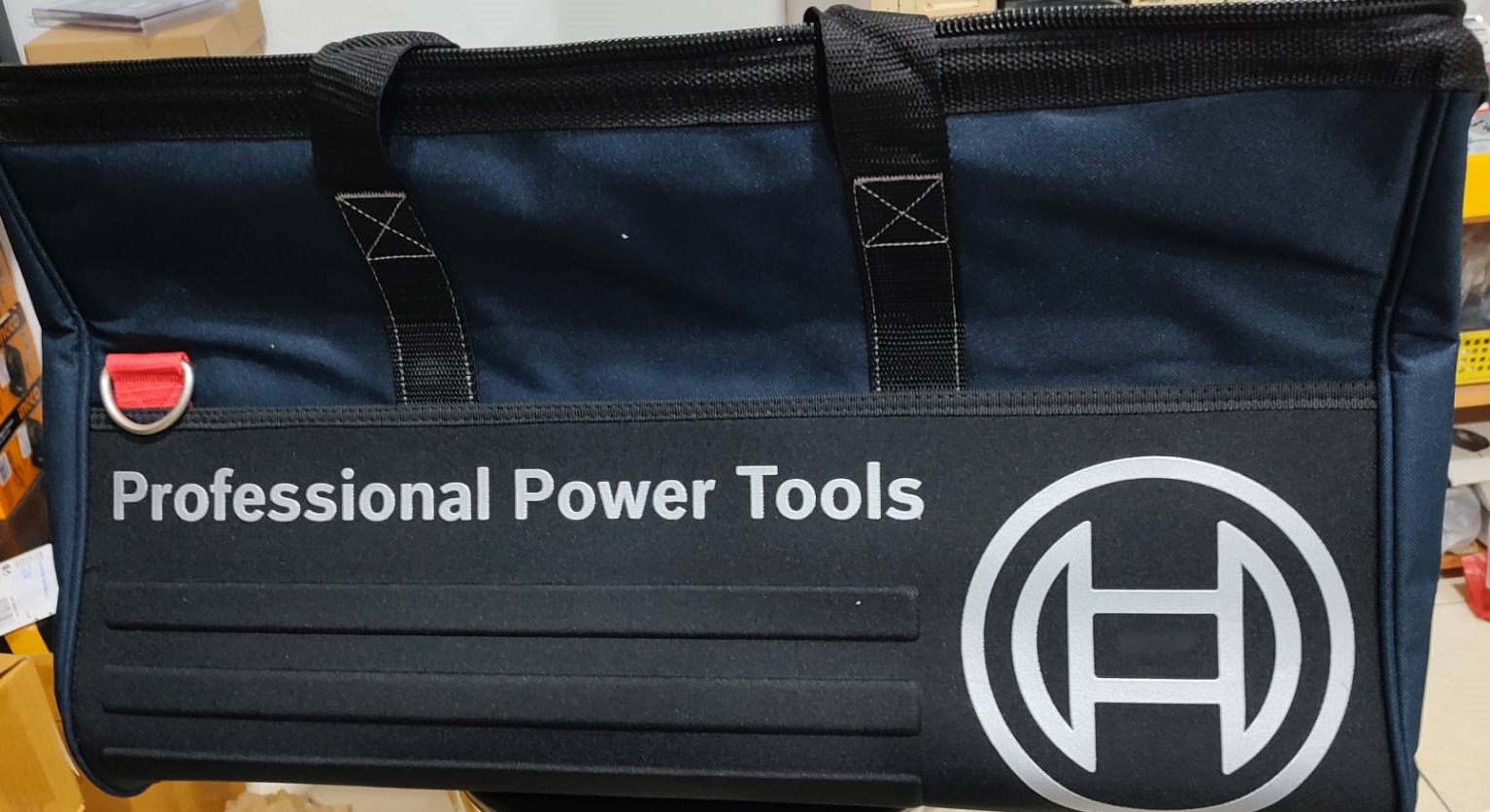 กระเป๋าเครื่องมือช่างแบบหิ้ว-สะพาย 27นิ้ว Tool bag BOSCH #1600A003BK