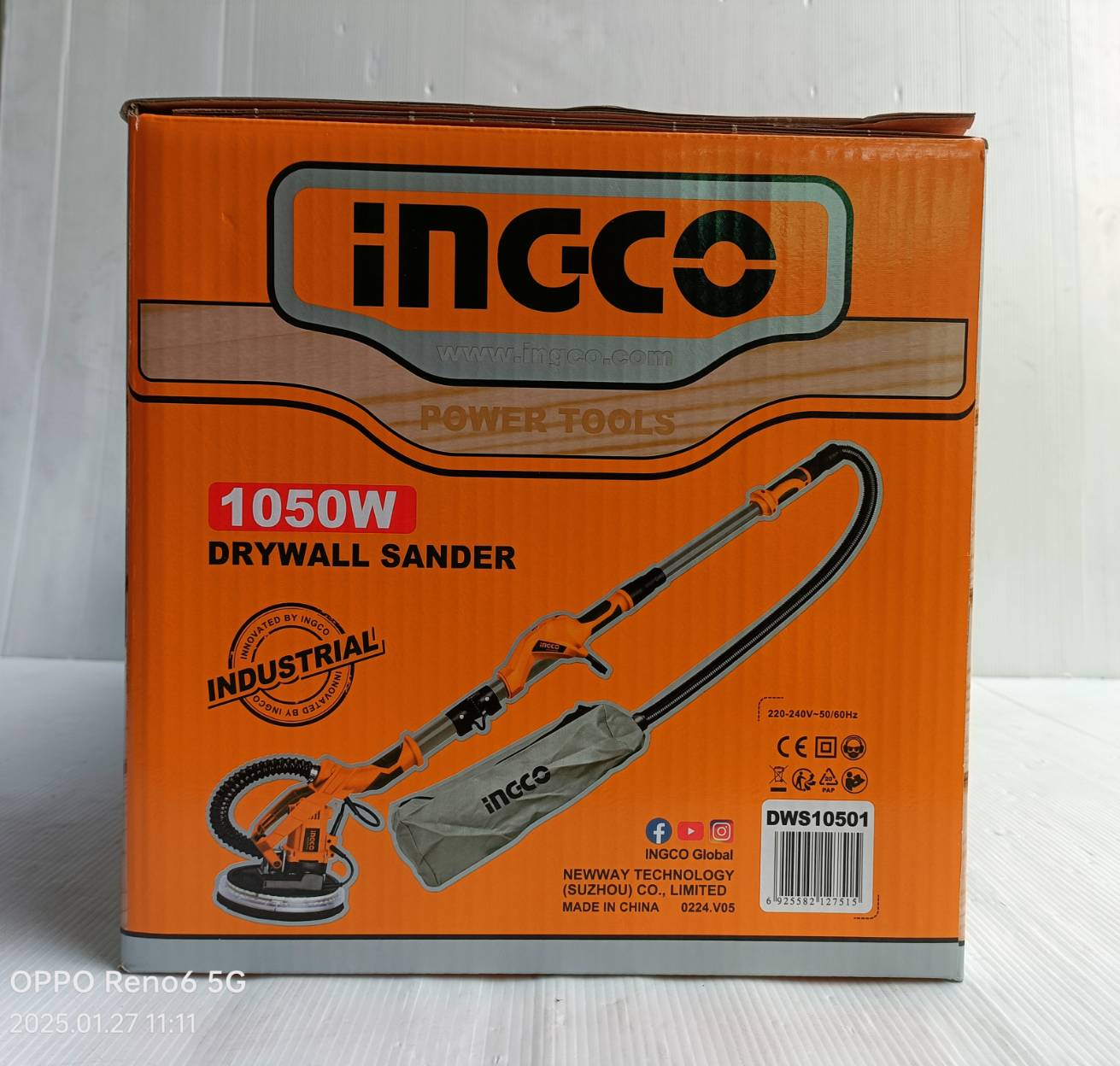 เครื่องขัดผนัง9" DWS10501 INGCO