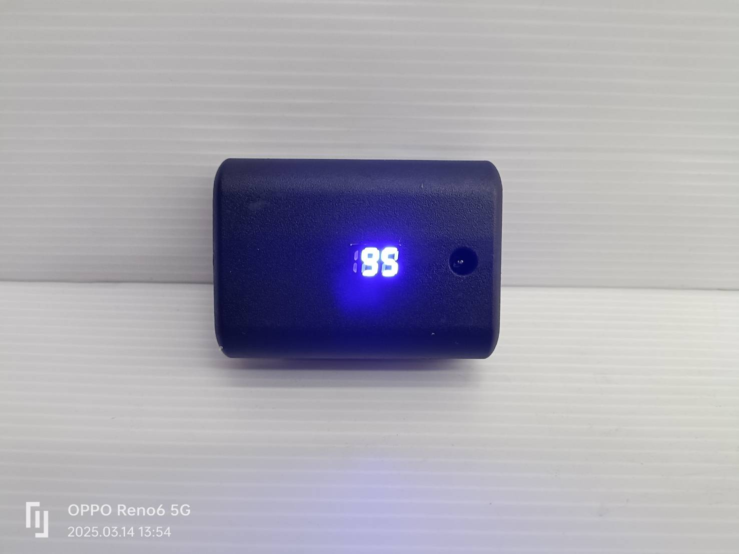 อะไหล่ แบตเตอรี่ LI-ION (2400 mAh) ใช้กับเครื่องวัดระดับเลเซอร์ มีตัวเลขบอกสถานะ