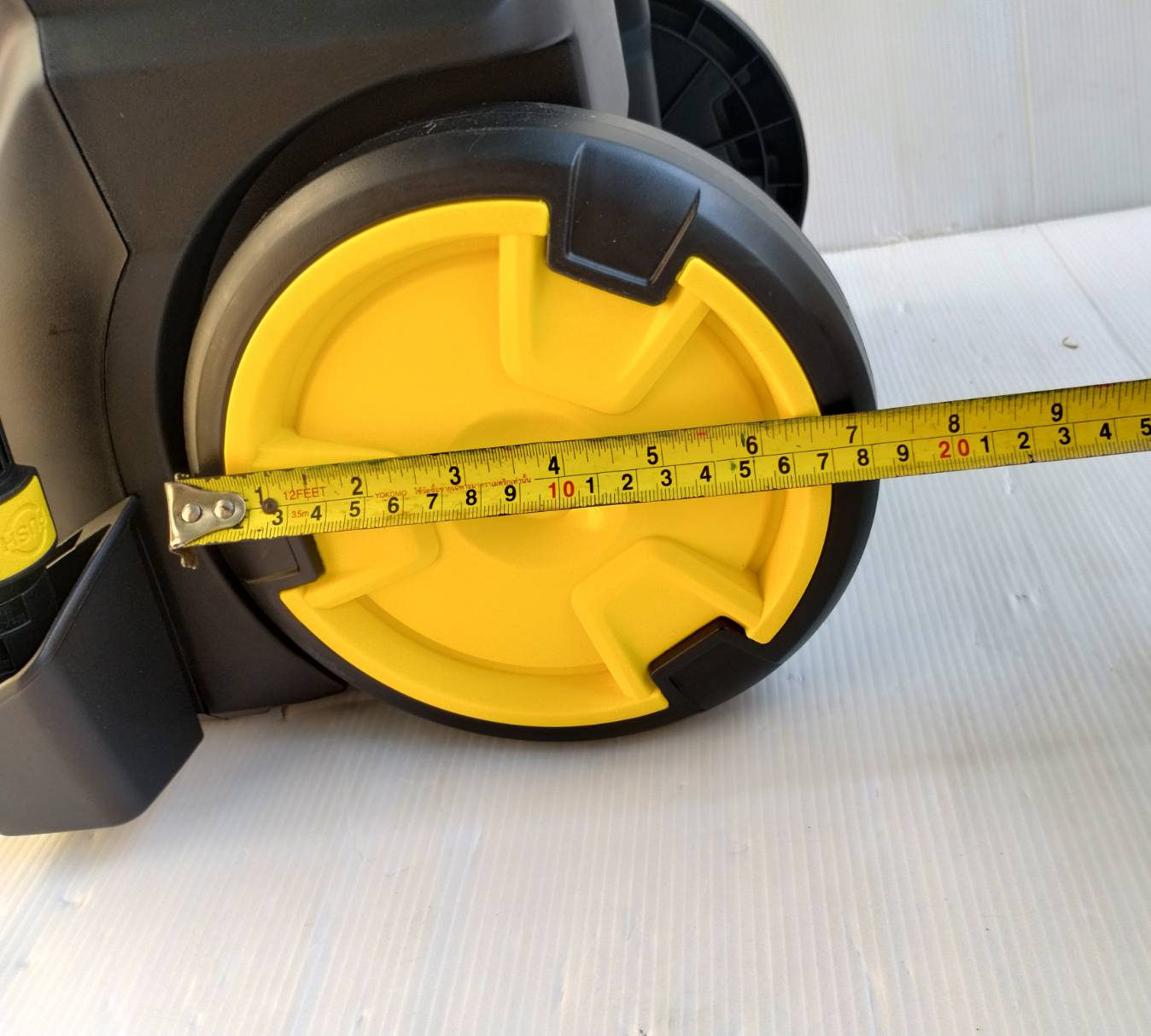 STANLEY เครื่องฉีดน้ำแรงดันสูง 2100W / 165บาร์ รุ่น SFMPW2400TH-B1