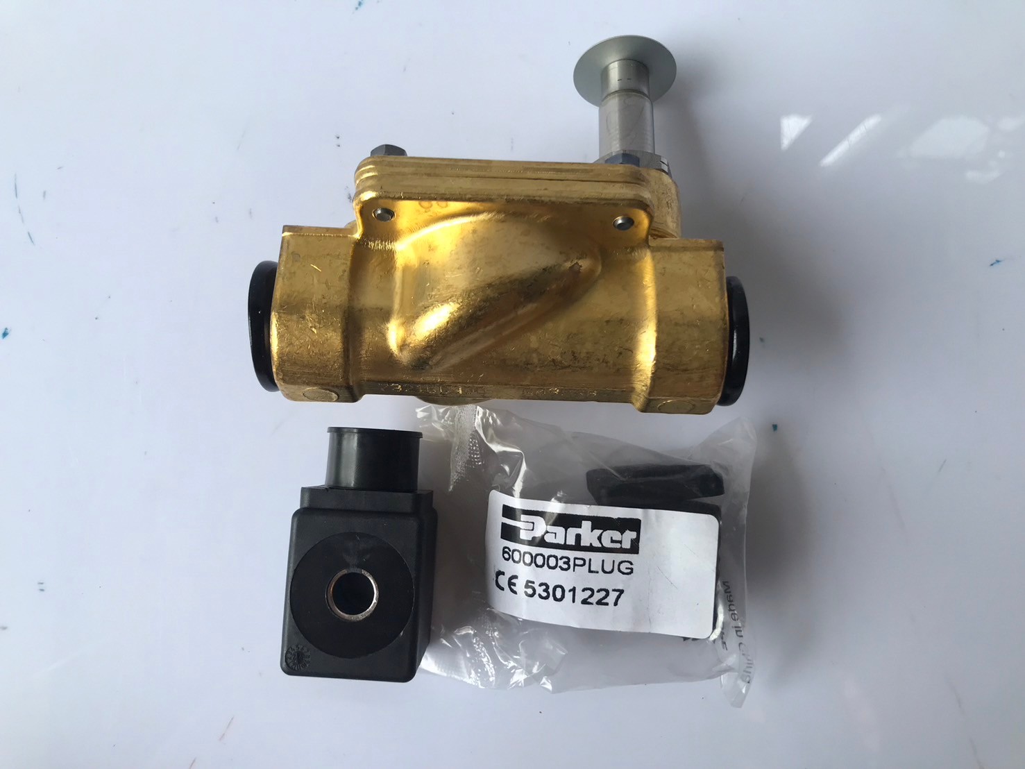Solenoid valve