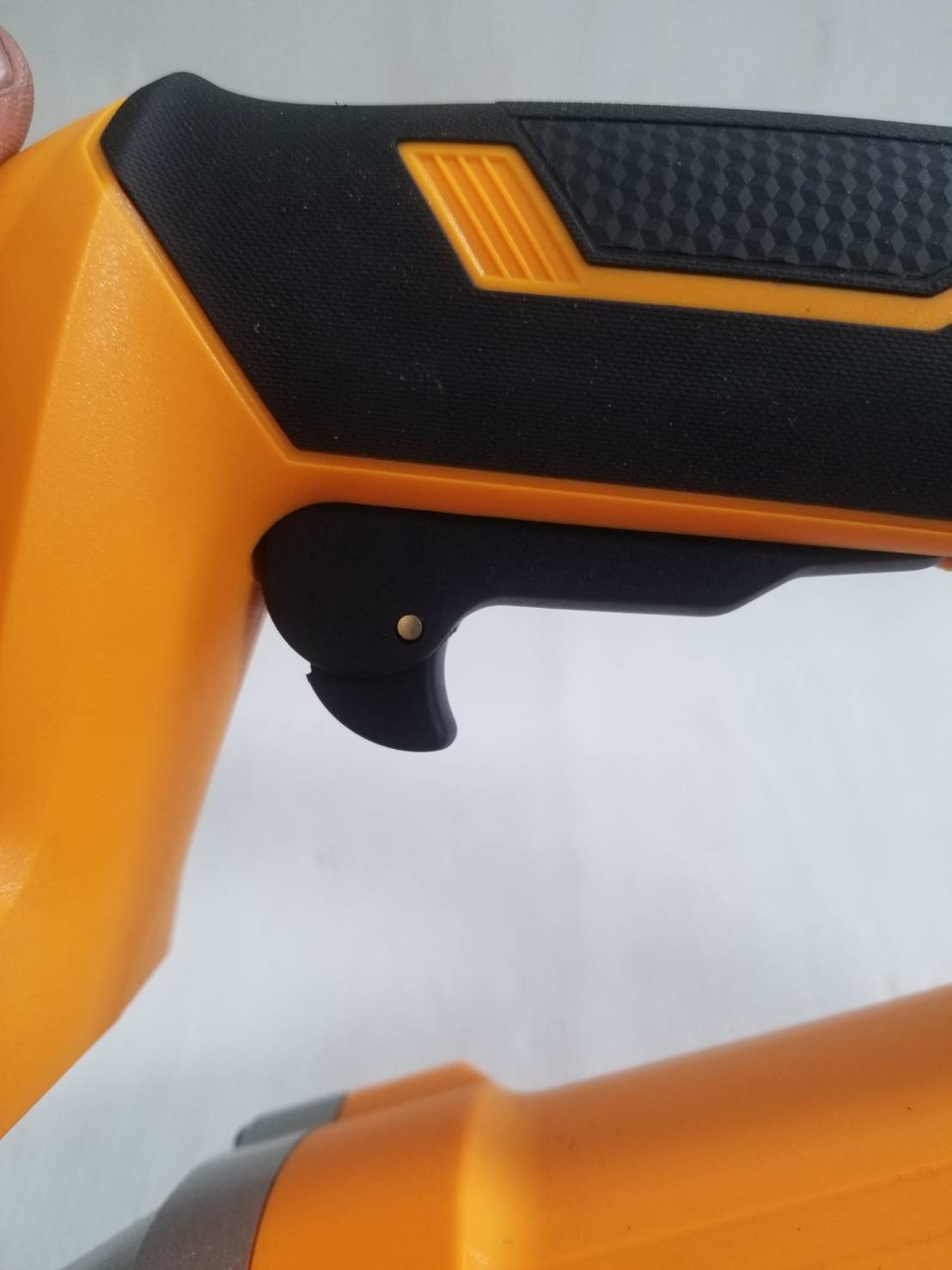 เครื่องเซาะร่องคอนกรีต4" WLC15008 INGCO