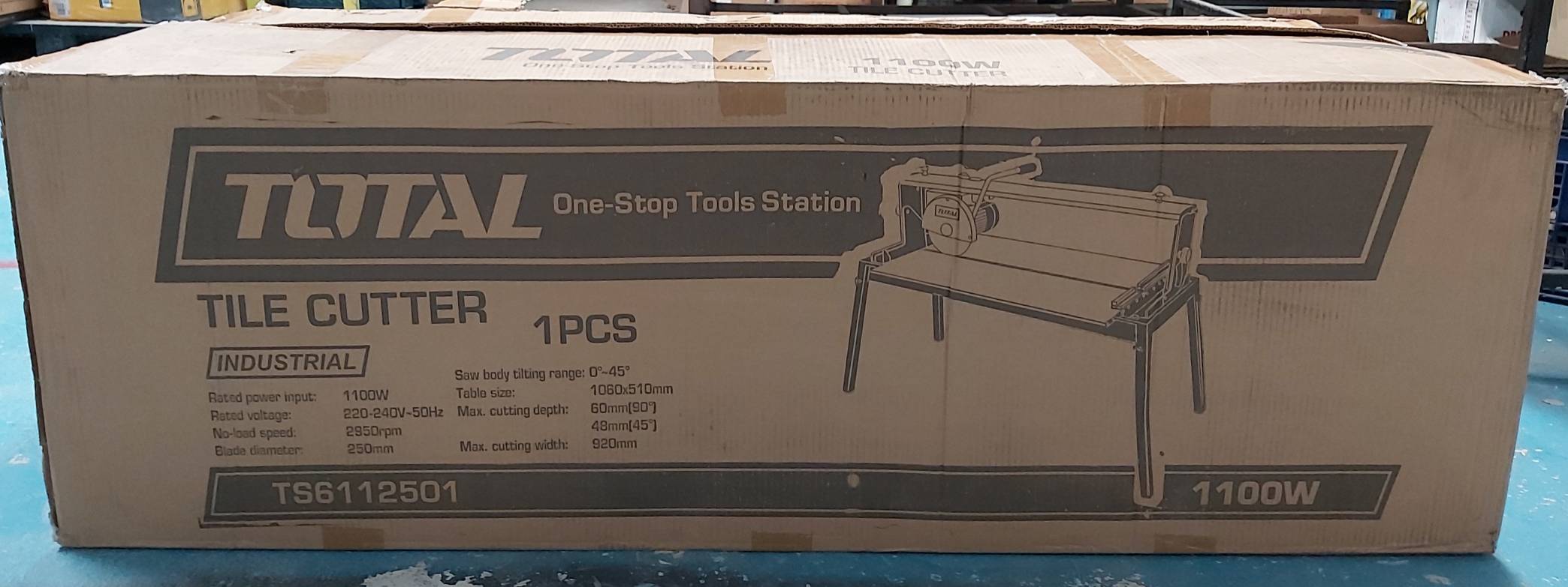 โต๊ะตัดกระเบื้อง36" (90ซม.)ใส่ใบ10" พร้อมขาตั้ง TS6112501 TOTAL