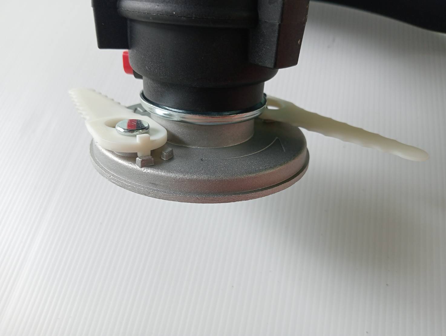 เครื่องตัดหญ้าไร้สาย OCBC510-P1 20V OSUKA