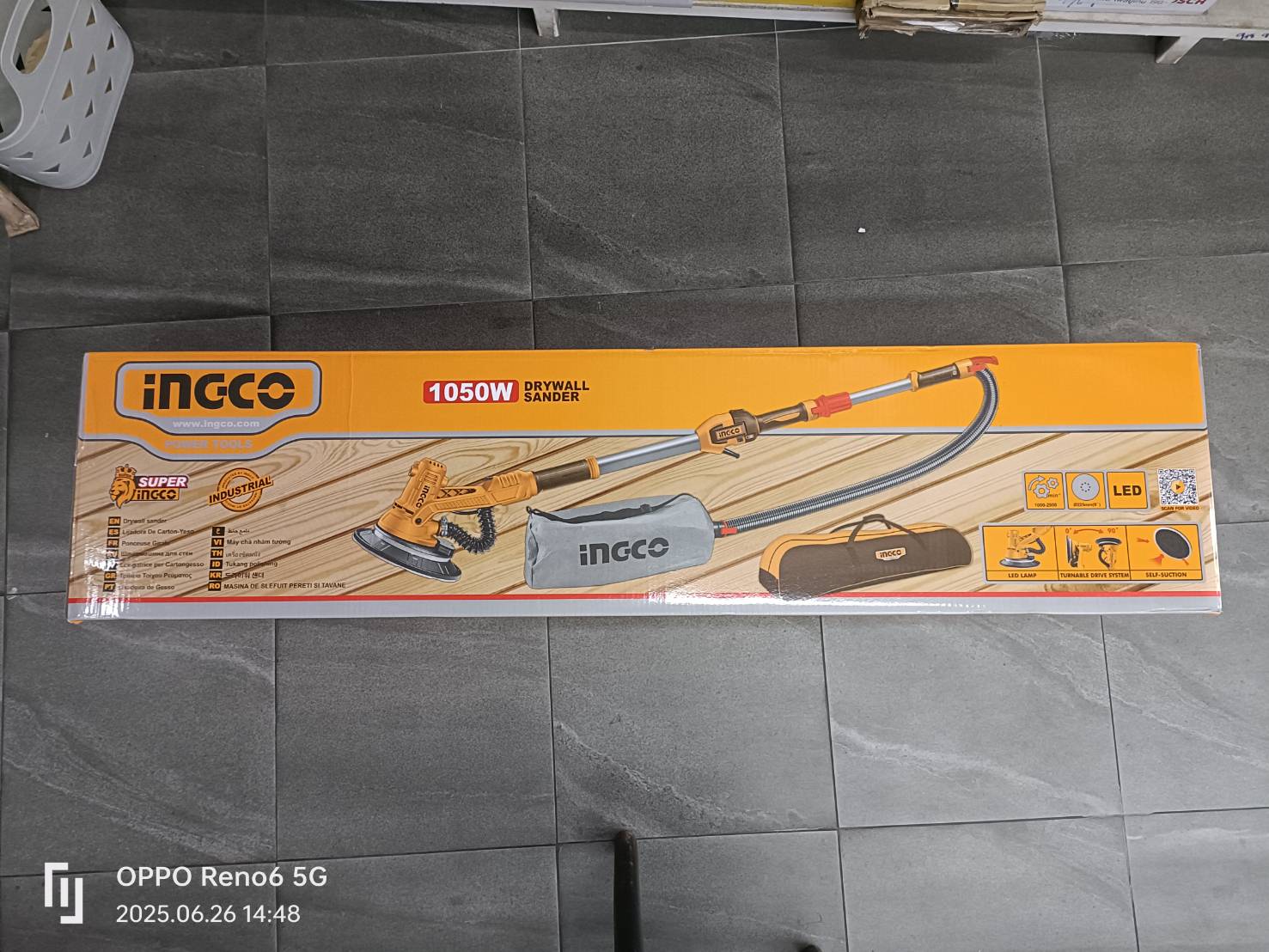 INGCO DWS105016 เครื่องขัดผนัง ด้ามยาว 1050W