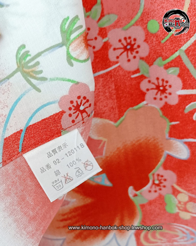 ยูกาตะสีส้มอมแดงลายปลาทอง01