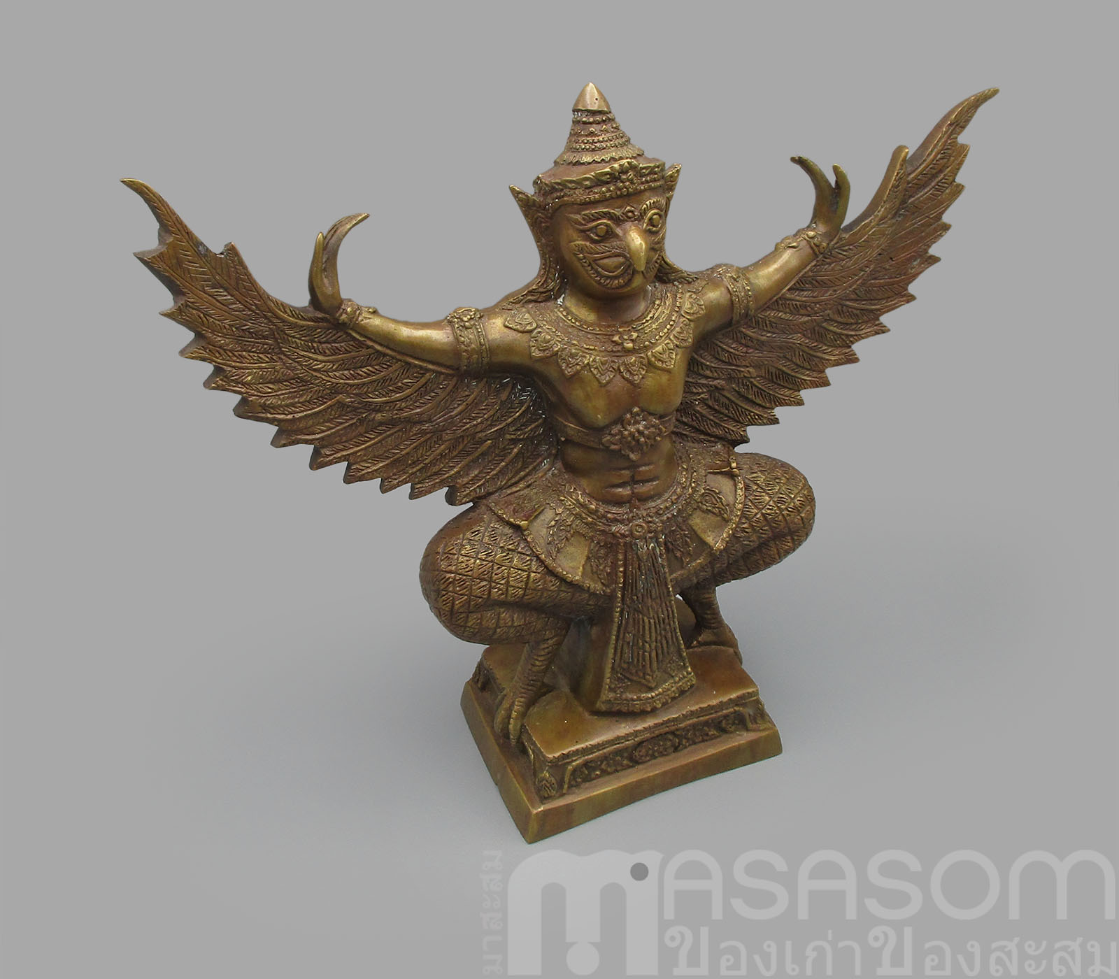 พญาครุฑทองเหลืองลงหิน