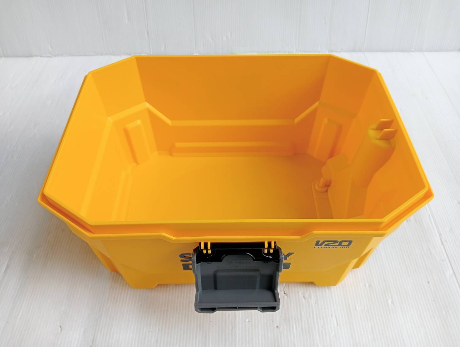 เครื่องดูดฝุ่นไร้สาย20V รุ่น SCV002 STANLEY (เครื่องเปล่า)