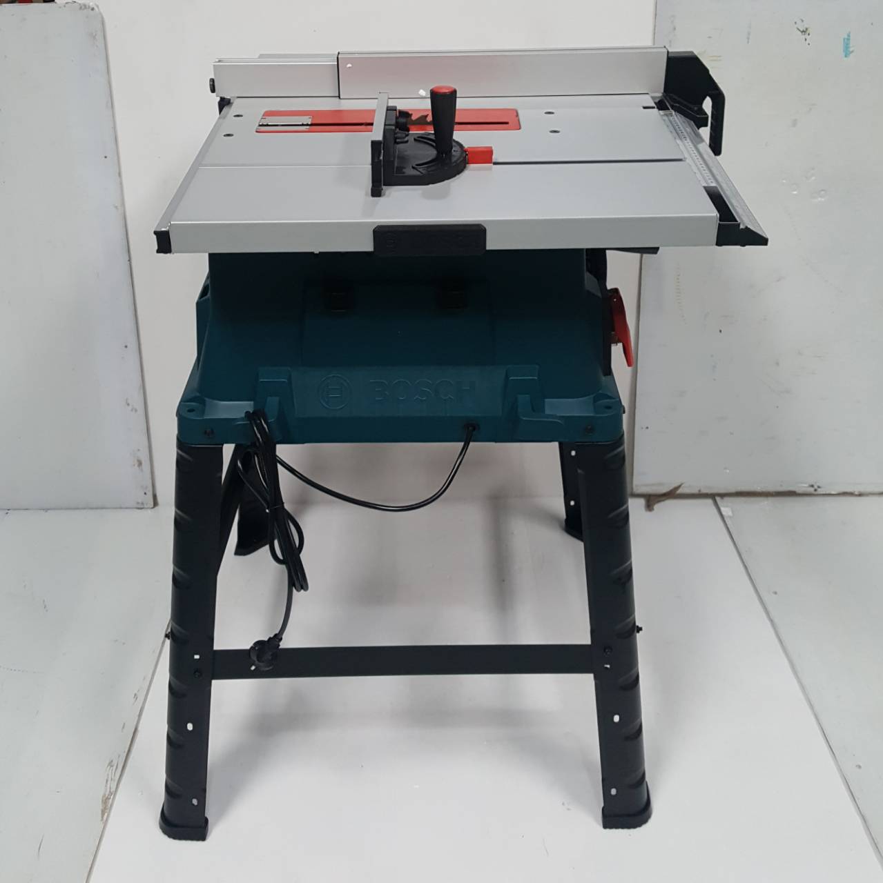 โต๊ะเลื่อยวงเดือน10" GTS254 BOSCH