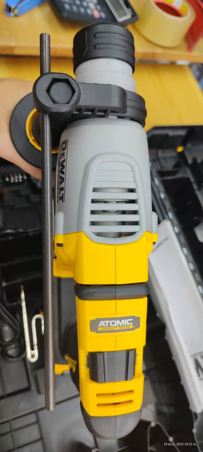 สว่านโรตารี่20V พร้อมแบตเตอรี่ Powerstack DCH172E1T DEWALT