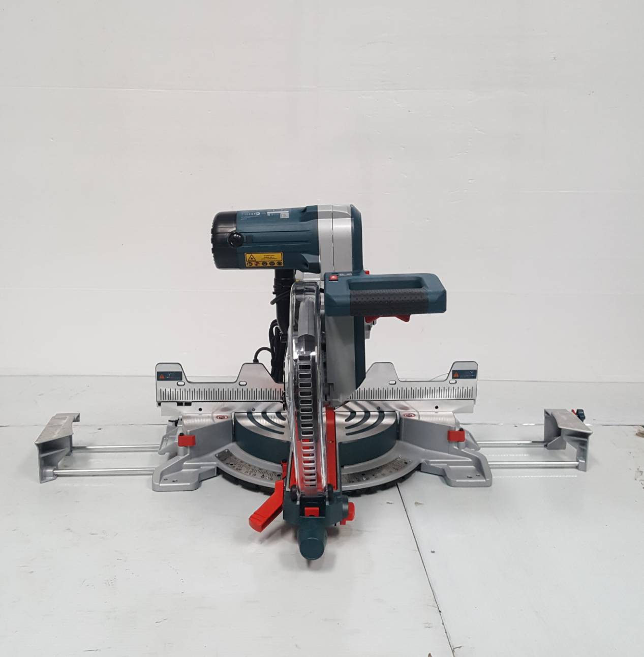 แท่นตัดองศา12" GCM12GDL BOSCH