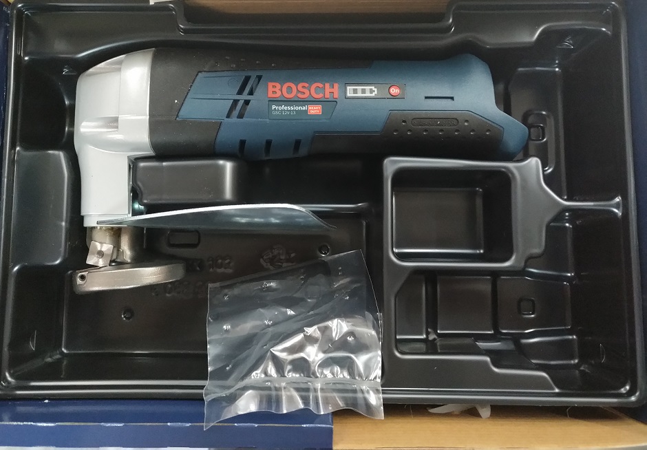 กรรไกรตัดโลหะไร้สาย GSC12V-13 BOSCH SOLO