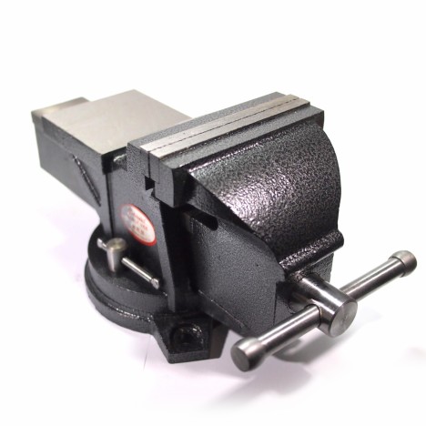 ปากกาจับชิ้นงานตั้งโต๊ะ4" ฐานหมุนได้ THT6141 TOTAL