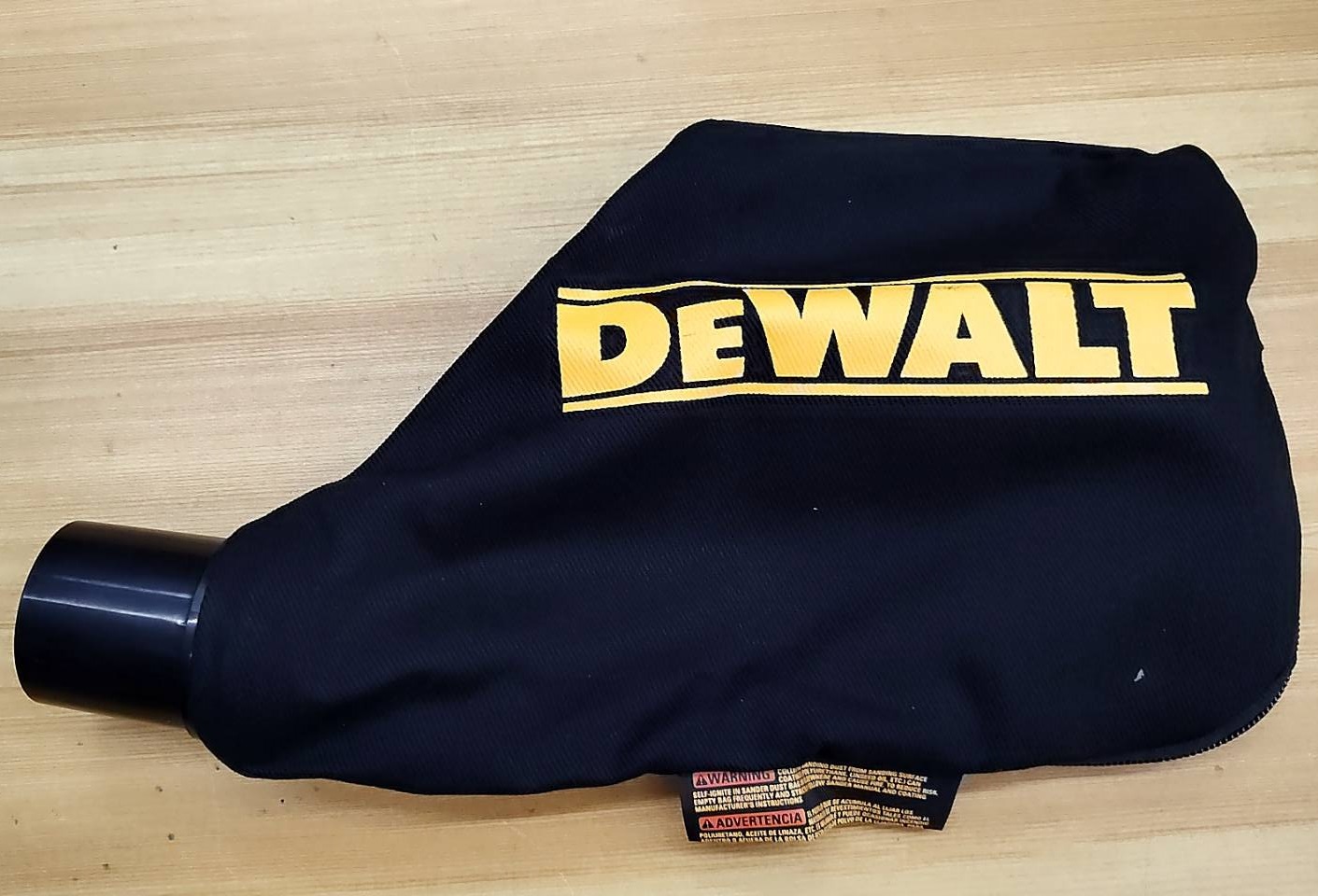 เครื่องขัดกระดาษทรายสายพาน20V DCW220N Dewalt (ตัวเปล่า)