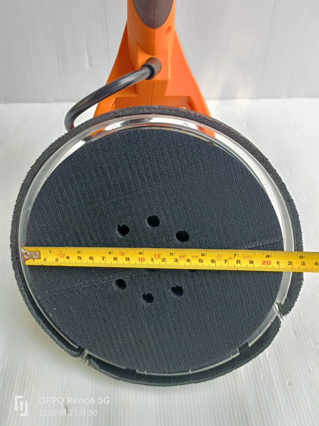 เครื่องขัดผนัง9" DWS10501 INGCO