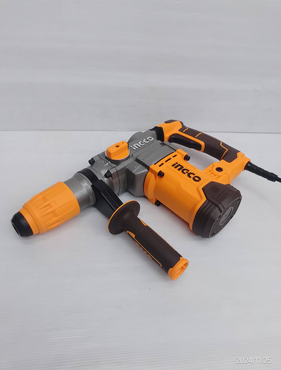 INGCO สว่านโรตารี่ 1600W Chipping Gun SDS-MAX RH1600388