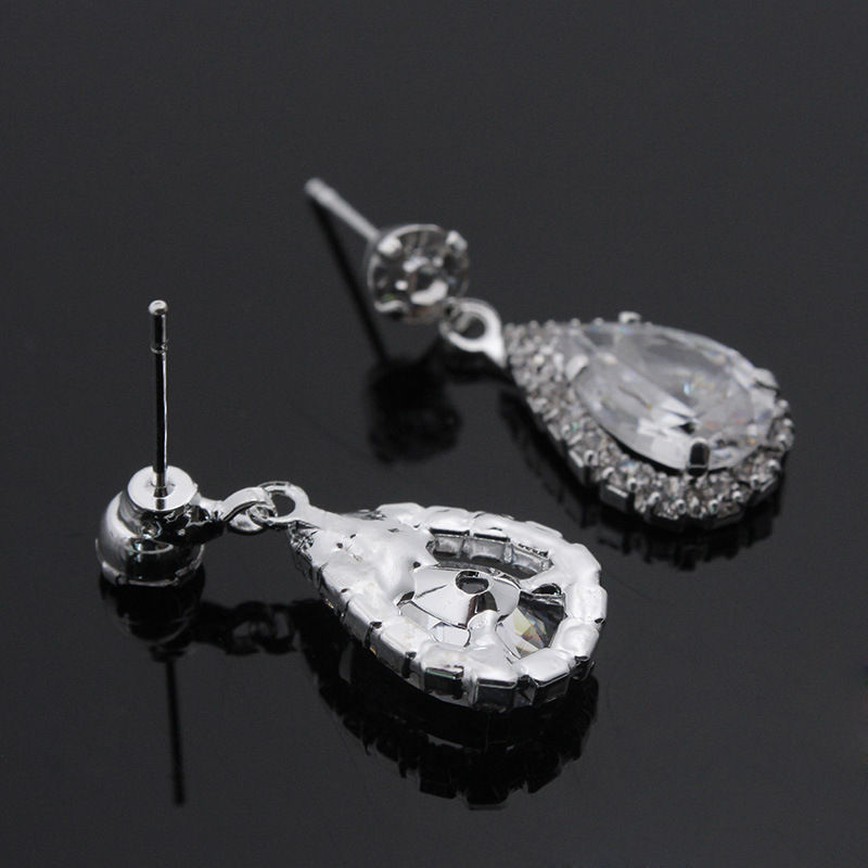 (พร้อมส่ง) สร้อยคอเพชร+ต่างหู 032 (เข็ม)