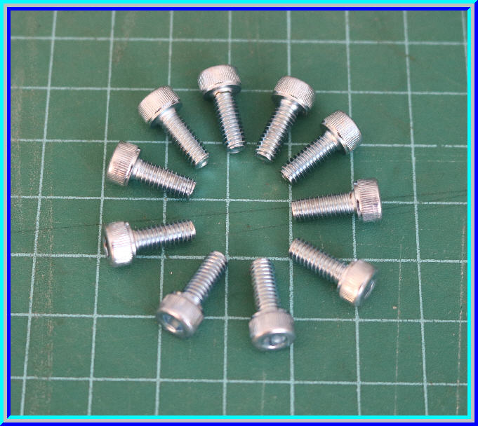 10x สกรูหัวจมหกเหลี่ยมชุบขาว M4x 10 มม.