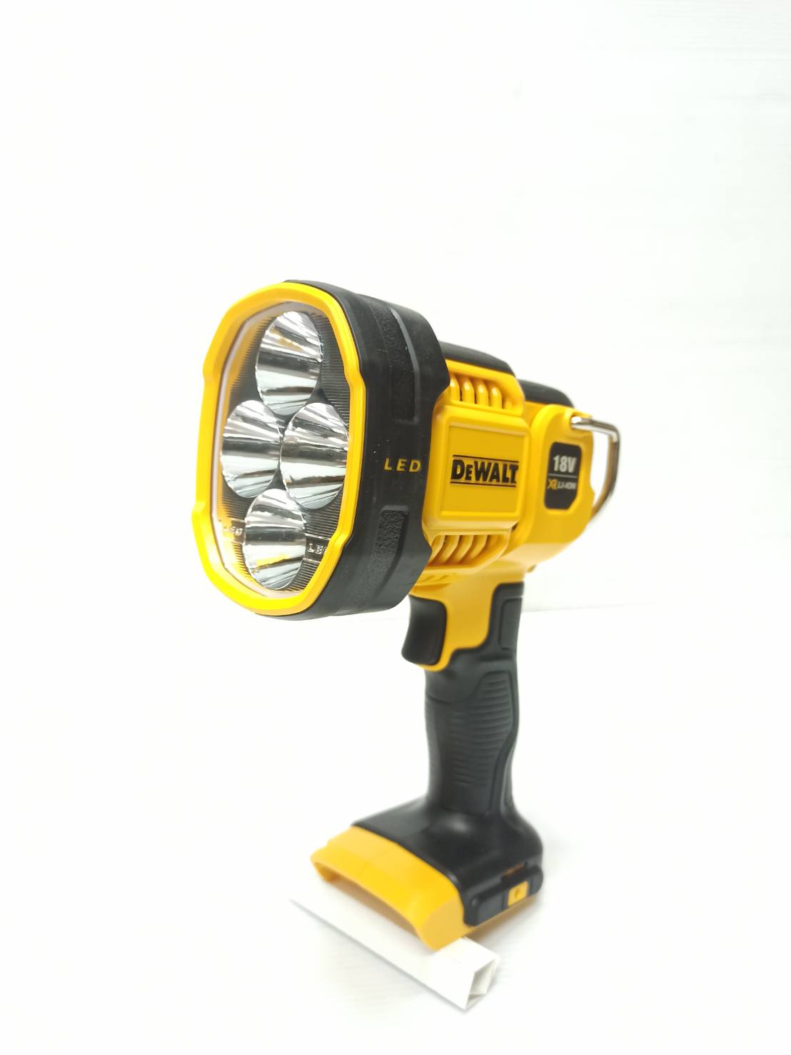 ไฟฉายLED DCL043N DEWALT