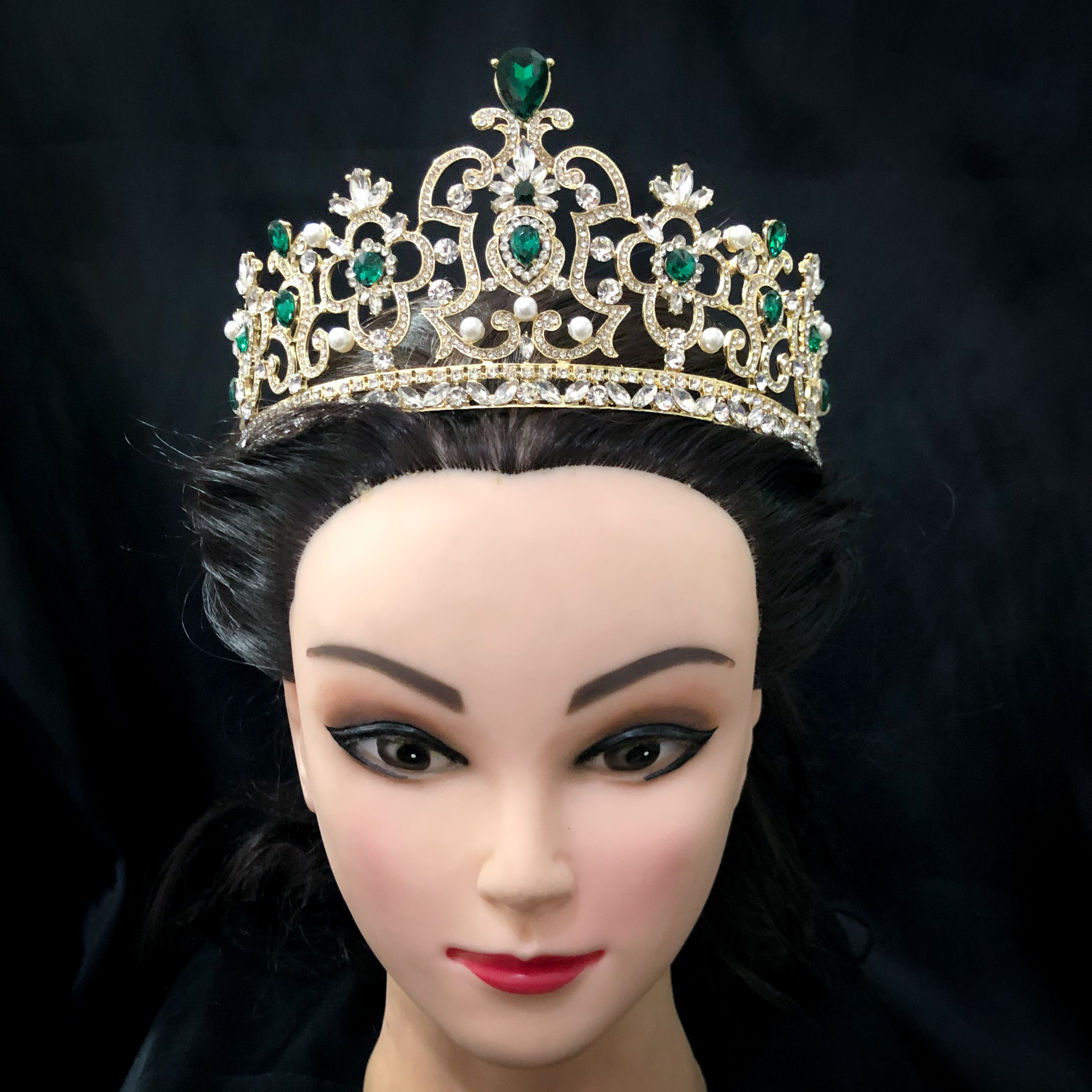 (พร้อมส่ง) เทียร่า 242 เขียว มงกุฎนางงาม มงกุฎเจ้าหญิง งานสวย ปราณีต QCเพชรทุกเม็ด สินค้าพร้อมส่งจากไทย